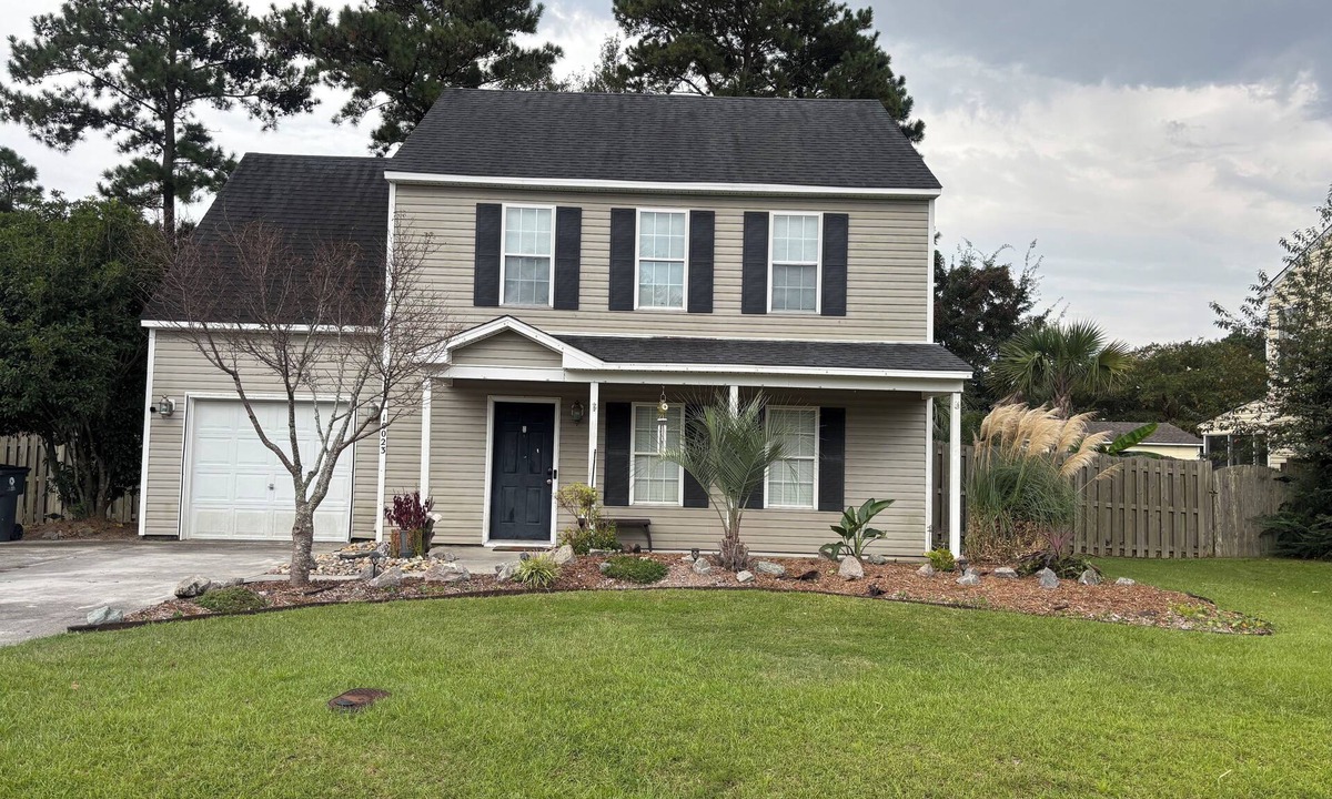 Belville House | Tranquil Waterfront Home for a perfect retreat in the Heart of Leland.