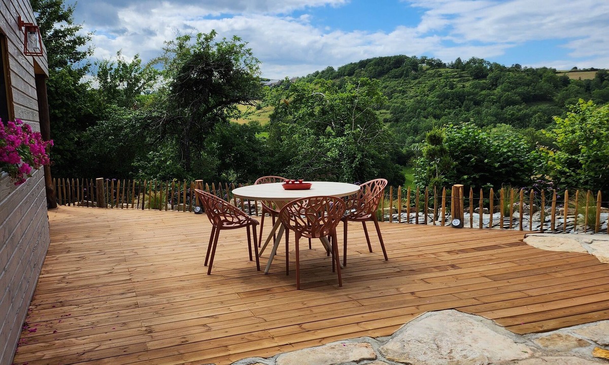 Sebrazac House | Tranquility assured in this bucolic setting overlooking the valley.