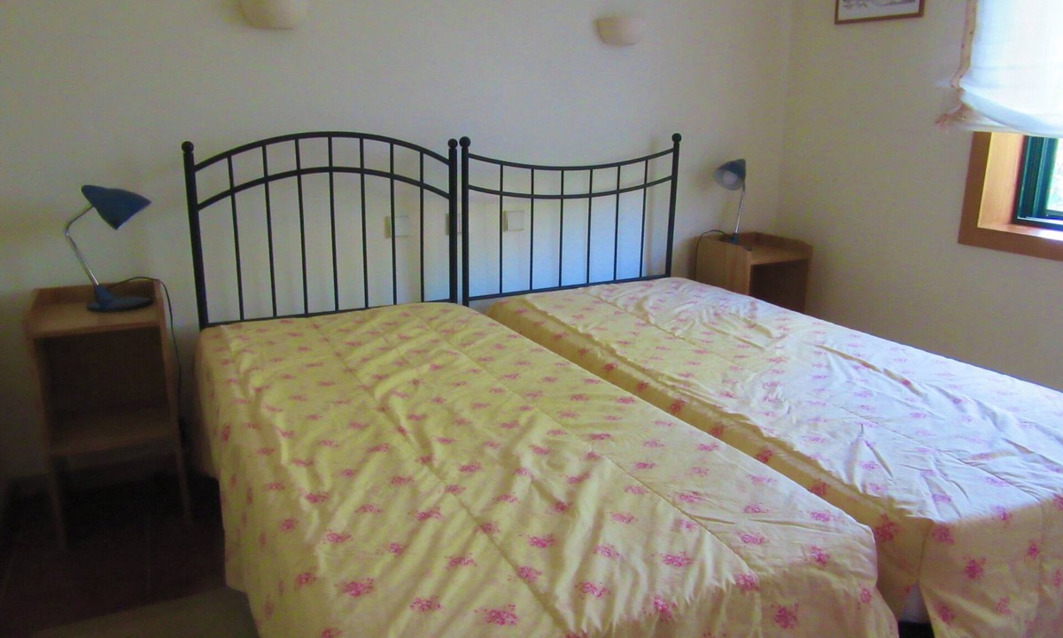 Afife House | TRANQUILITY IN QUIET GARDEN WITH POOL (long stays only - prices negotiable)