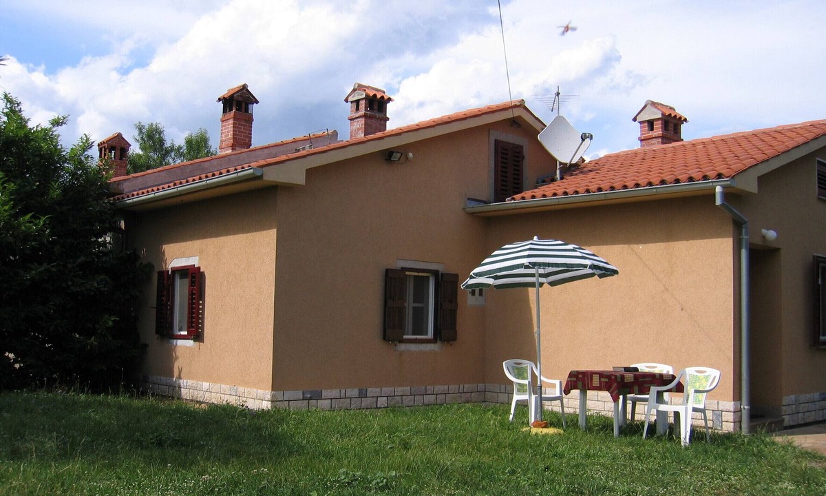 Labin House | Tranquility of countryside 500m from the city center and 4km from the sea
