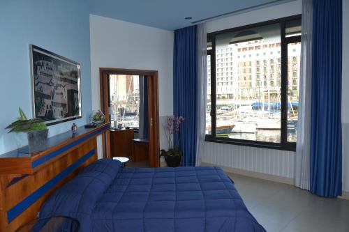 San Ferdinando Hotel | Transatlantico