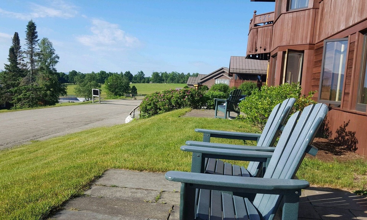 Moscow House | Trapp Family Lodge-2 BR guest house. Enjoy peak leaf season!