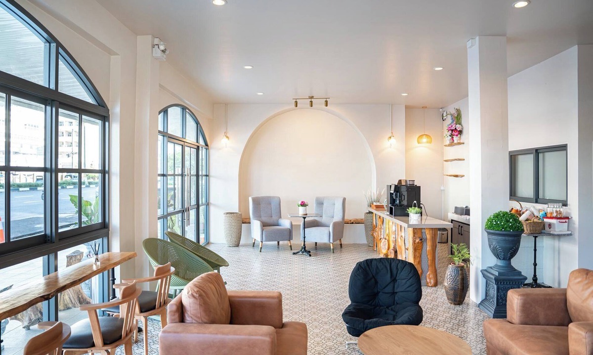 Bang Phra Hotel | Trat Hometown