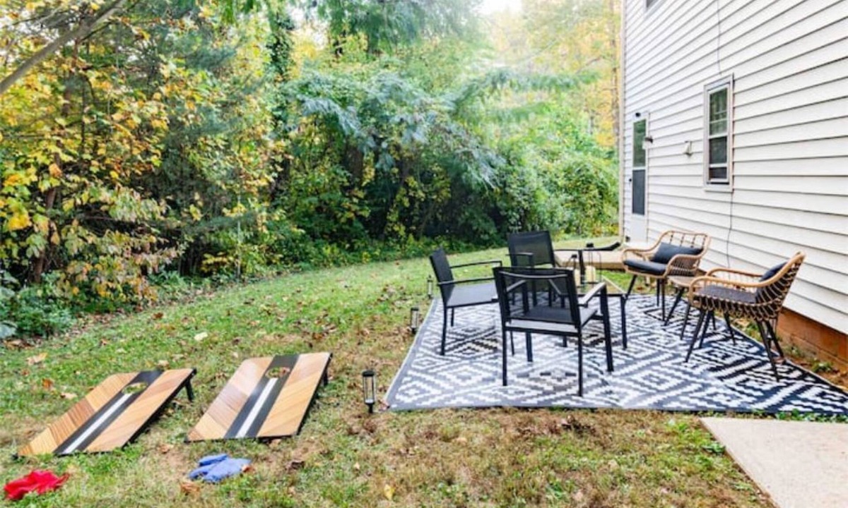 Fifeville House | Traveler's Dream: Charlottesville Retreat