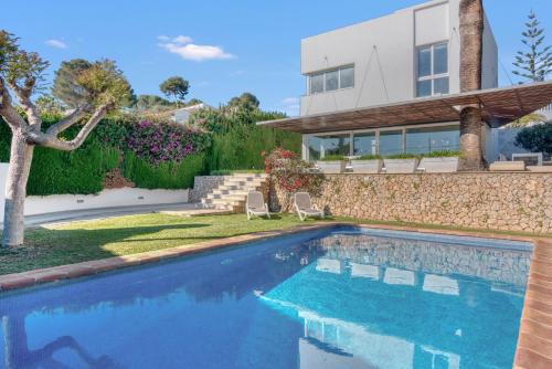 San Jaime Villa | Traviata