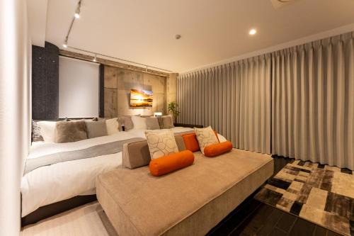 Kamakura Apartment | Tre Casa Hotel Kamakura 鎌倉駅 徒歩3分 小町道りだから叶う わくわく家族旅 ママが安心できるお部屋 家族みんなと川の字で寝る特別な想い出を 最大5名