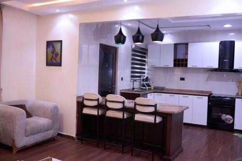 Alimosho Hotel | Treasureblue