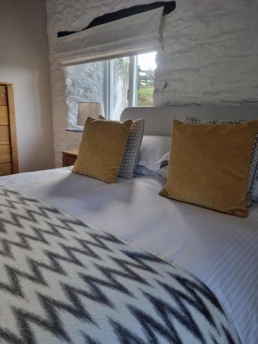Saltash House | Tree Barn