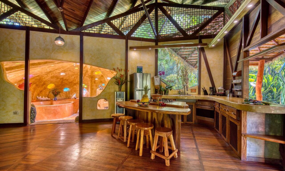 Chiguata Apartment | Tree House Beachfront Lodge