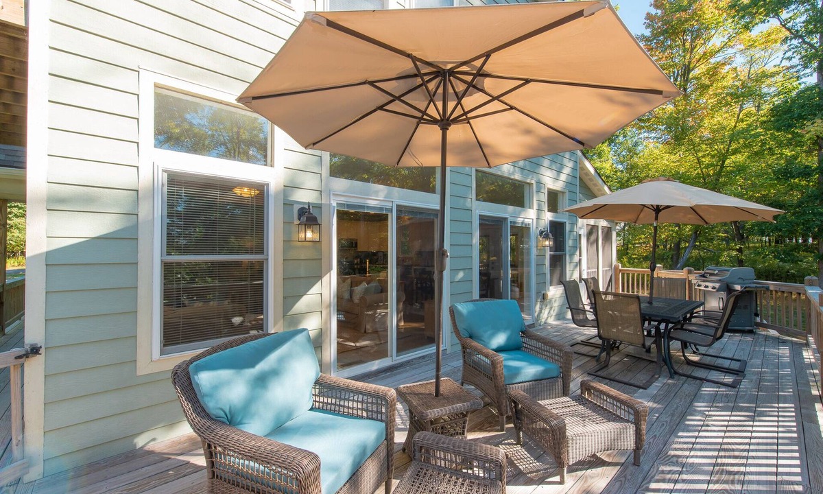 Swanton House | Tree-Lined Escape w/Hot Tub & Fire Pit