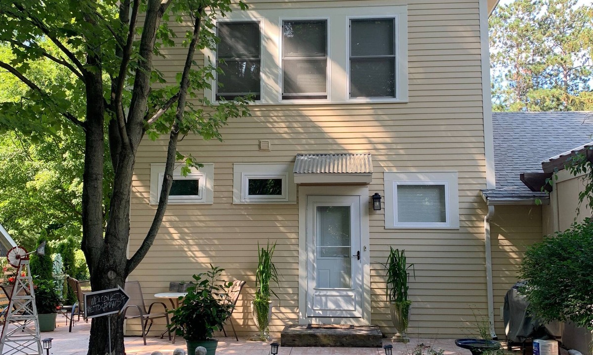 South Haven House | Tree Top Views Close to Beaches and Downtown