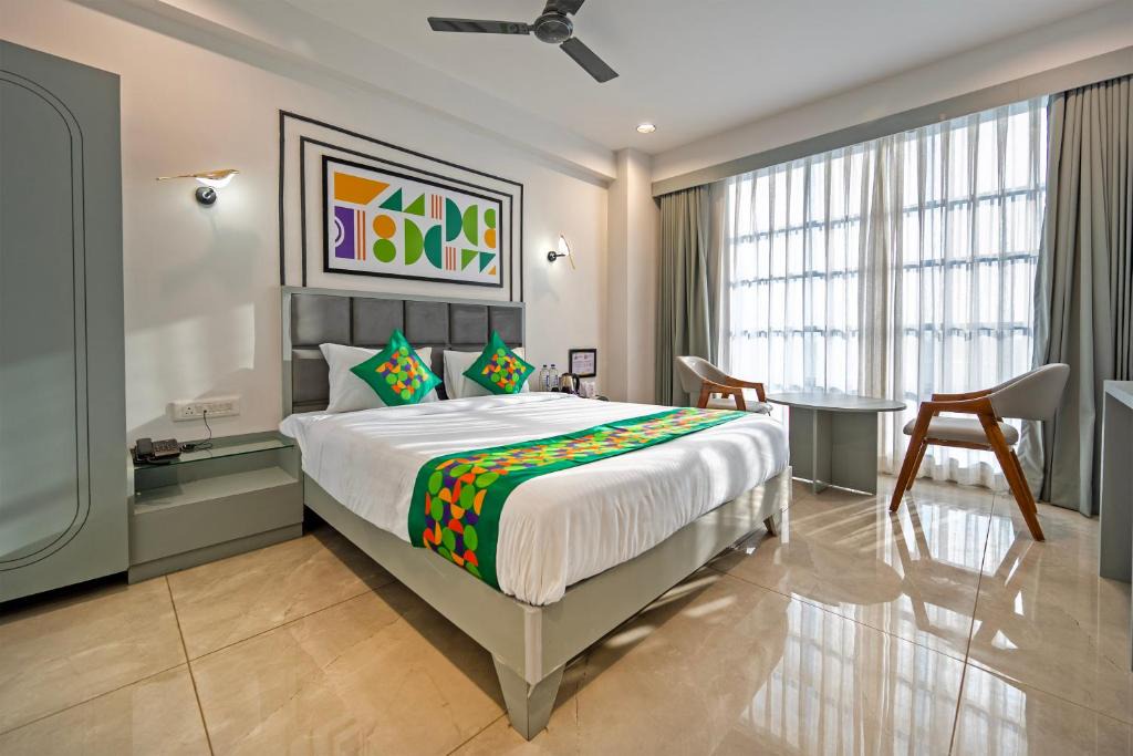 Gandhinagar Hotel | Treebo Arizona