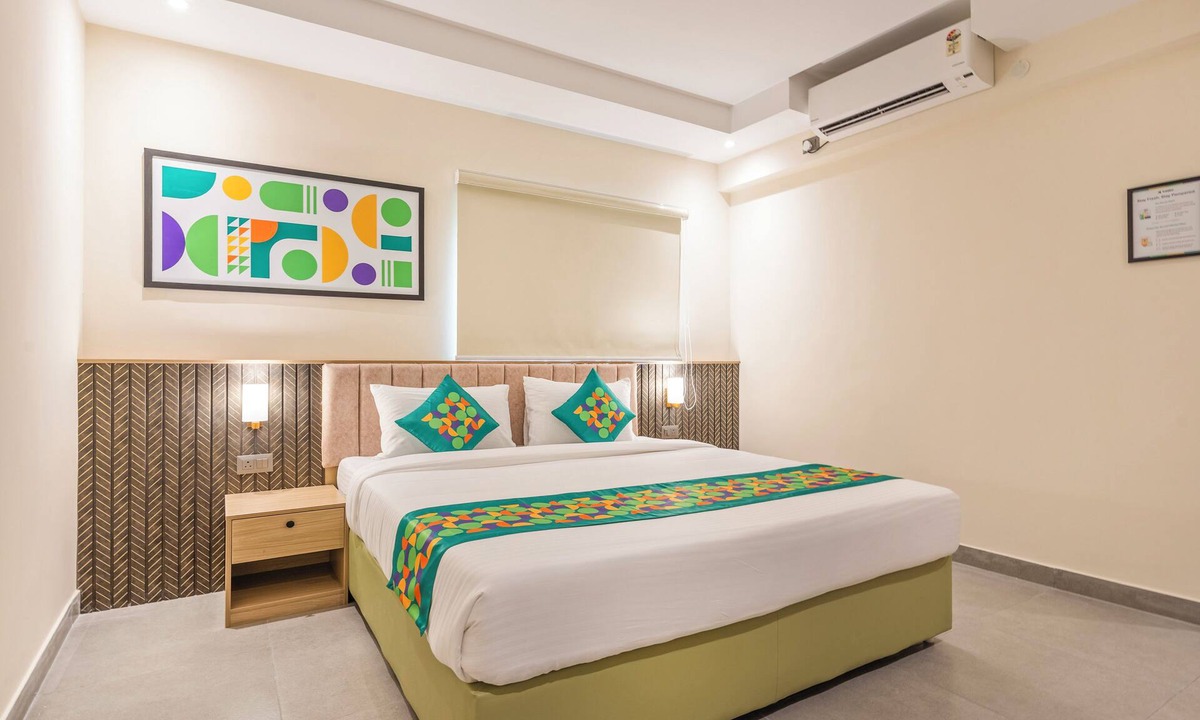 Indiranagar Hotel | Treebo Blu Orchid Vista, Indiranagar - Near Bagmane Tech Park