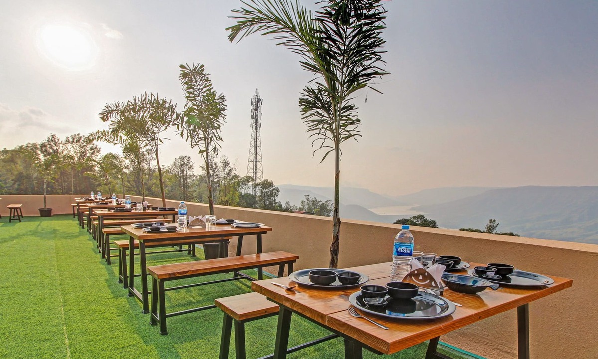 Wai Hotel | Treebo Dreamworld
