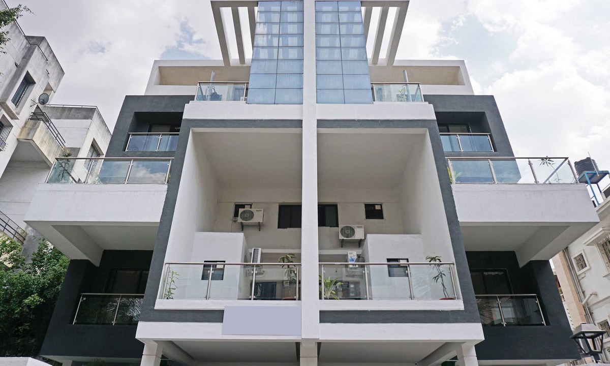 Baner Hotel | Treebo Lotus Baner