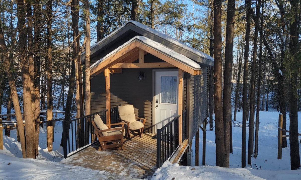 Elba Cabin | Treehouse Cabin in the Bluff Woodlands