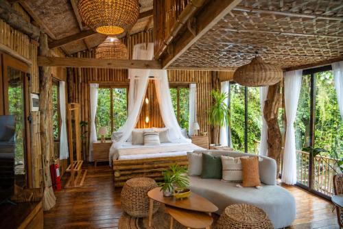 Balamban Cabin | Treehouse de Valentine