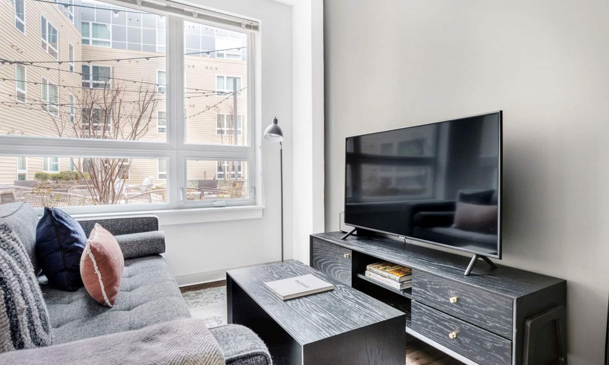 St. Elizabeth's Apartment | Trendy Brighton Studio w/W/D, Gym, near T, Shops + Dining, by Blueground