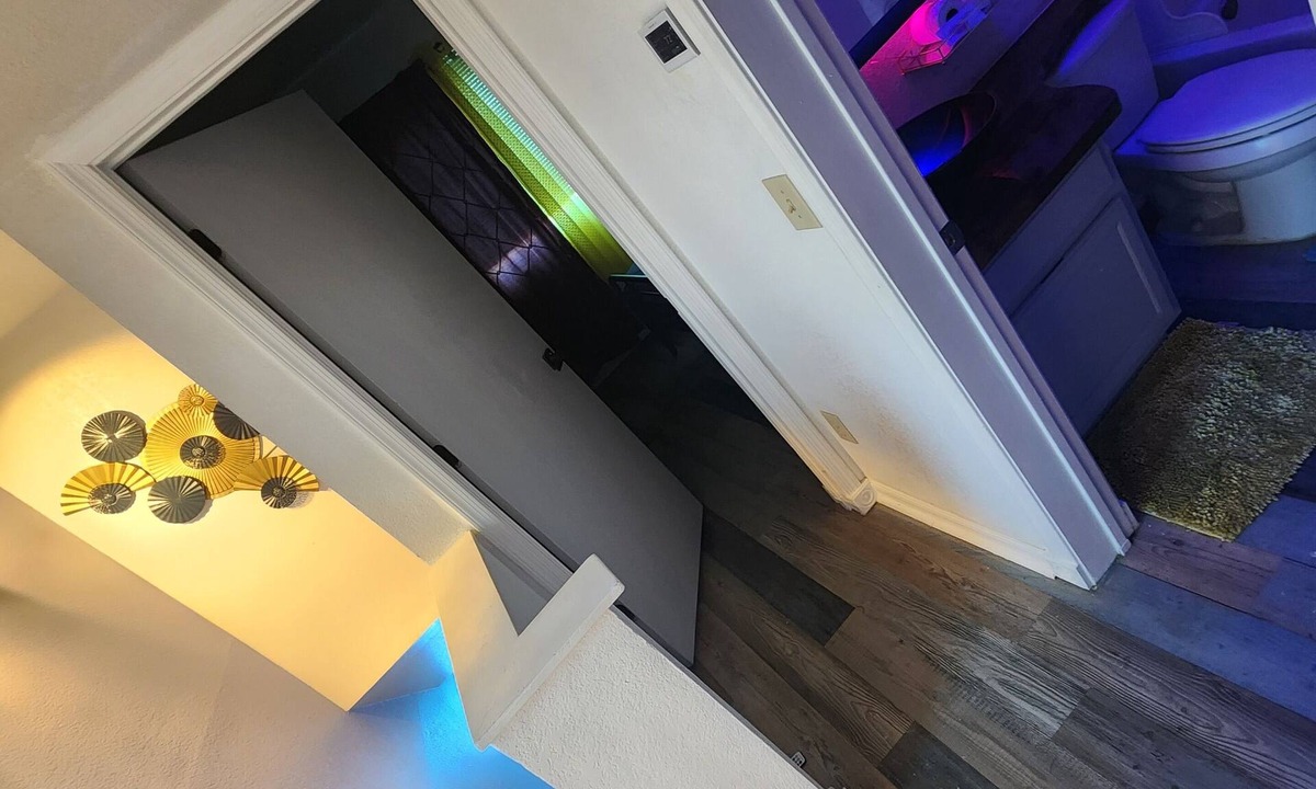 Mesa House | Trendy Condo, great amenities and location!