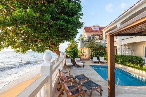 Pueblo Bed & Breakfast | Tres Sirenas Beach Inn