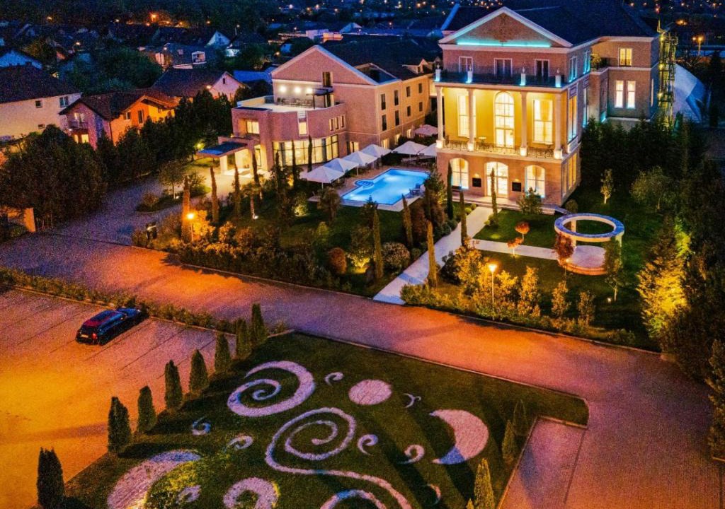 Timisoara Hotel | Tresor Le Palais Timisoara, Curio Collection by Hilton
