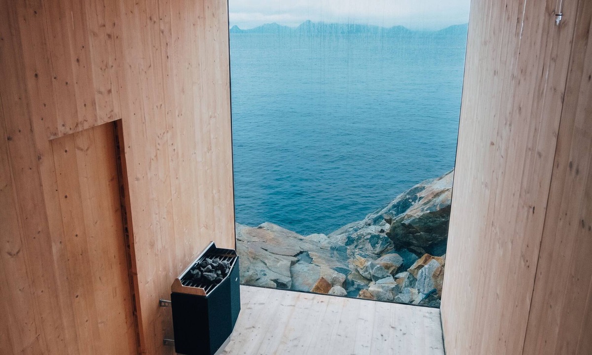 Henningsvaer Hotel | Trevarefabrikken