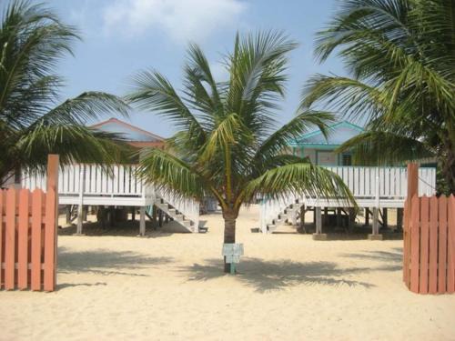 Placencia House | Tri Tan Beach Cabanas