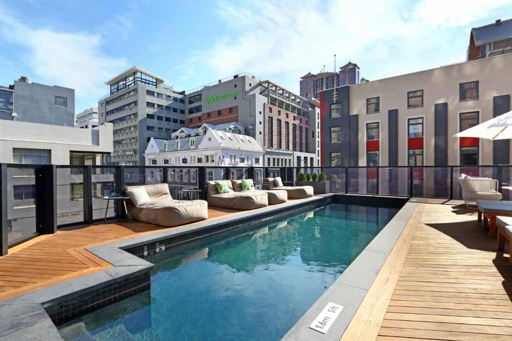 Cape Town City Centre Apartment | Triangle Luxury Suites