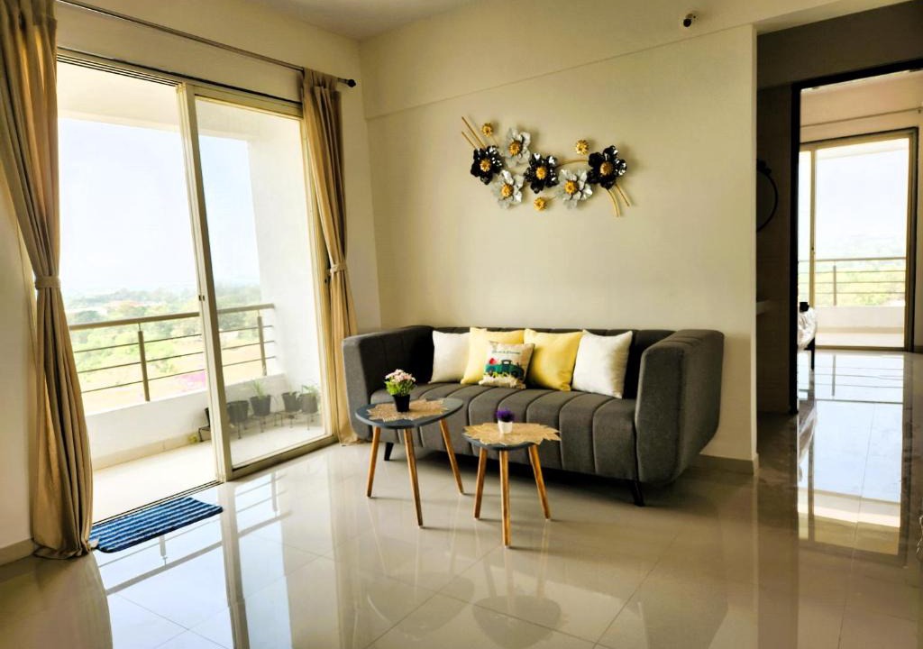 Nashik Apartment | Trinity Stays Nashik - Mountain view Entire Apartment close to Sula
