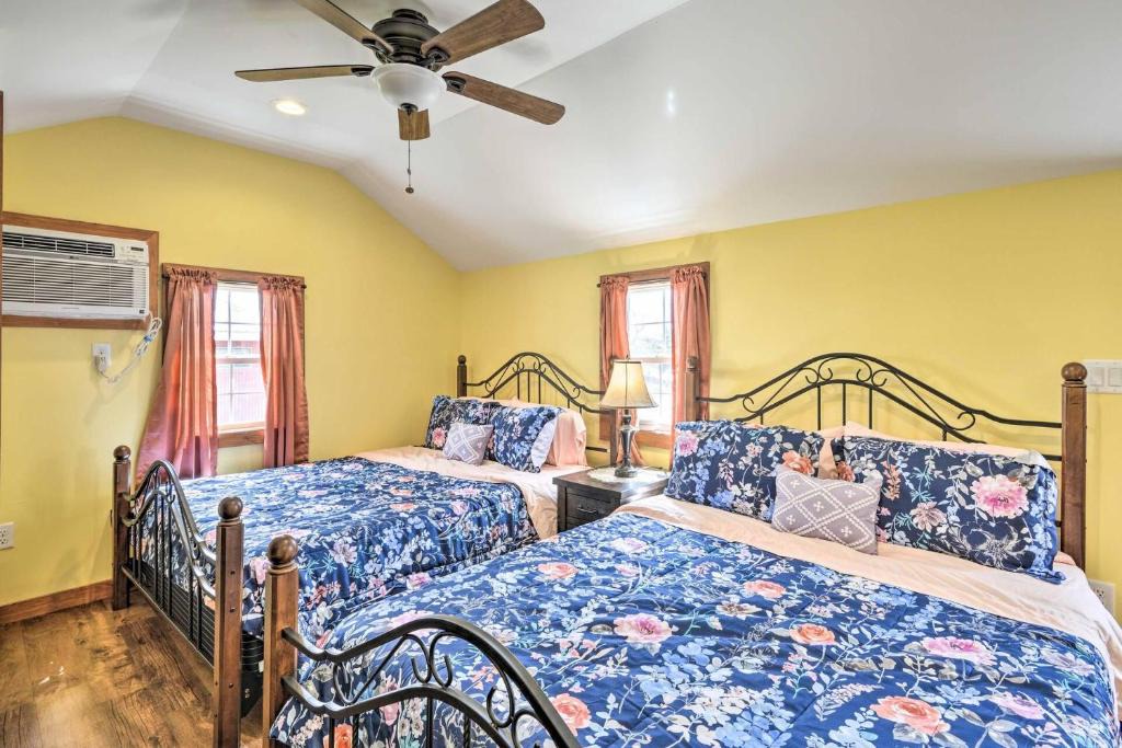 Pleasant Mount Hotel | Triple Suites At Equestrian House