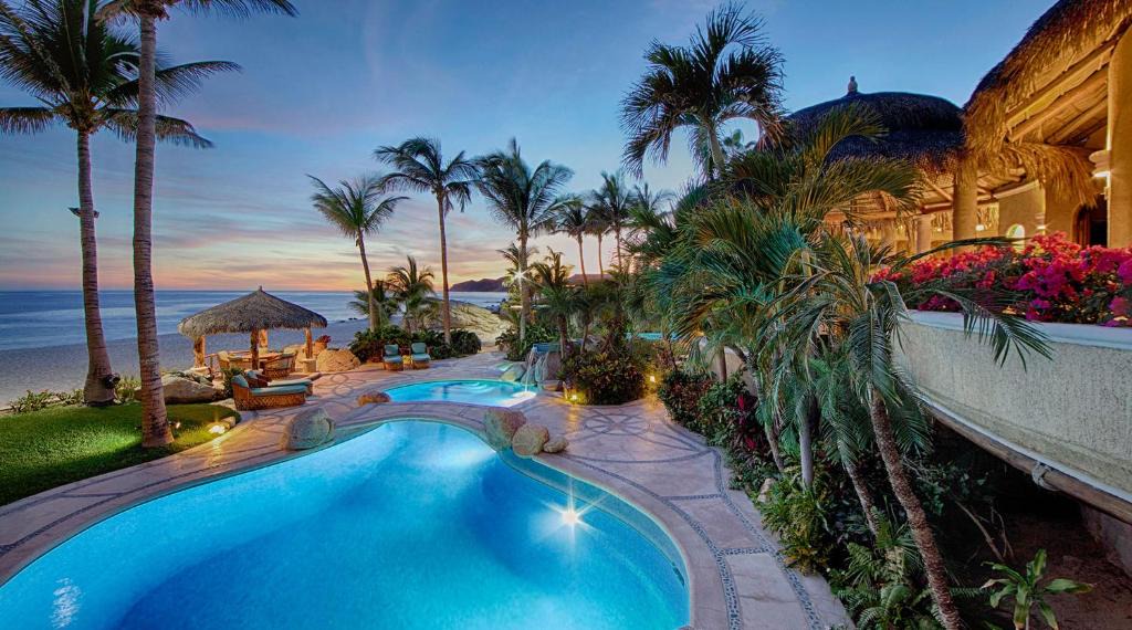 Cabo San Lucas Villa | Tropical Beachfront Villa with Sensational Privacy & Exclusivity