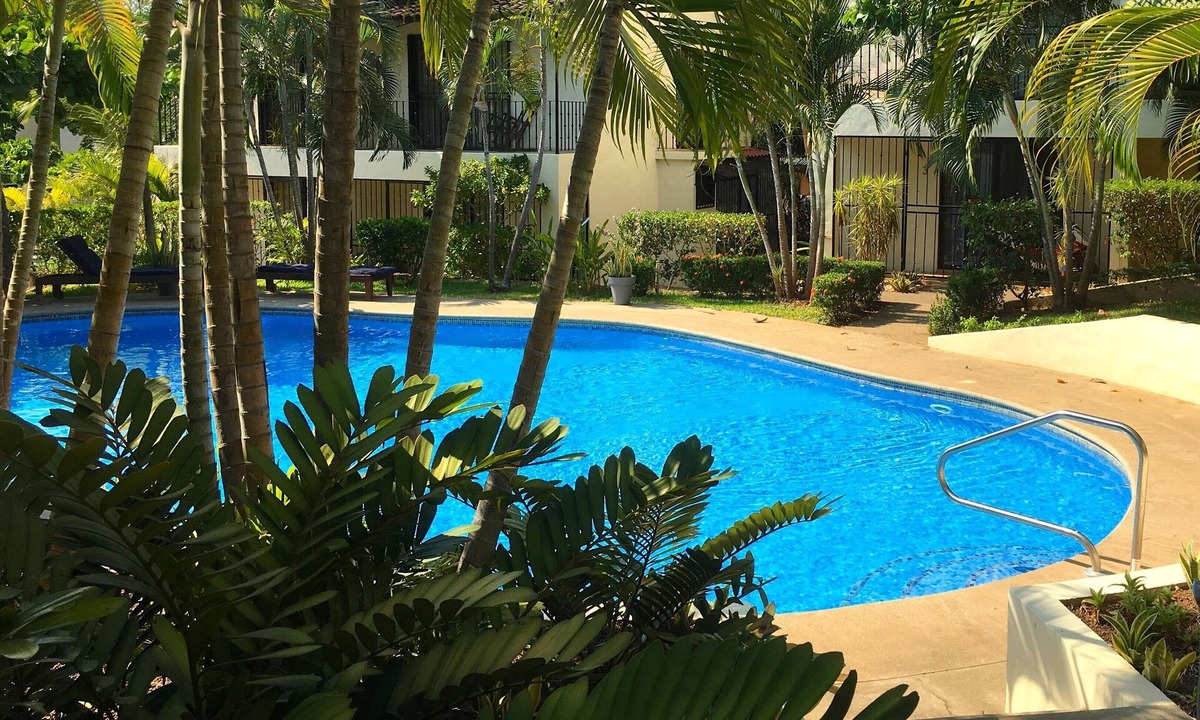 Coco Condo | Tropical Dreams 14
