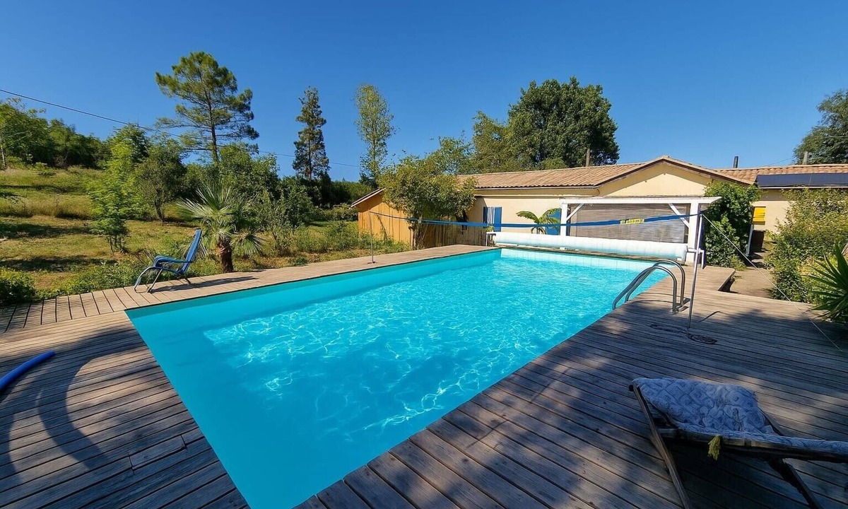 Le Fleix House | Tropical Escape in Dordogne