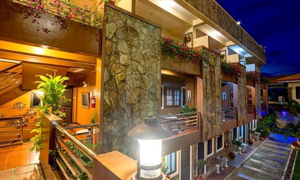 Estancia Apartment | Tropical Hideaway: 2-Bedroom Suite