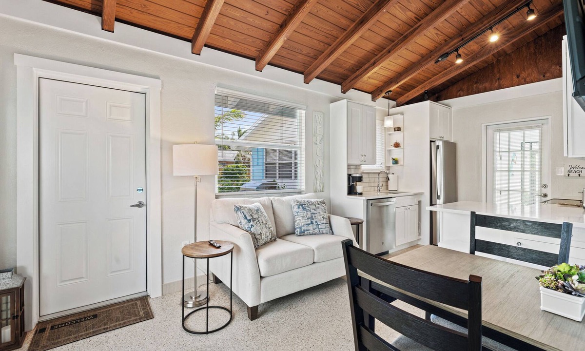 Royal Harbor Villa | Tropical Oasis for your Naples Getaway!