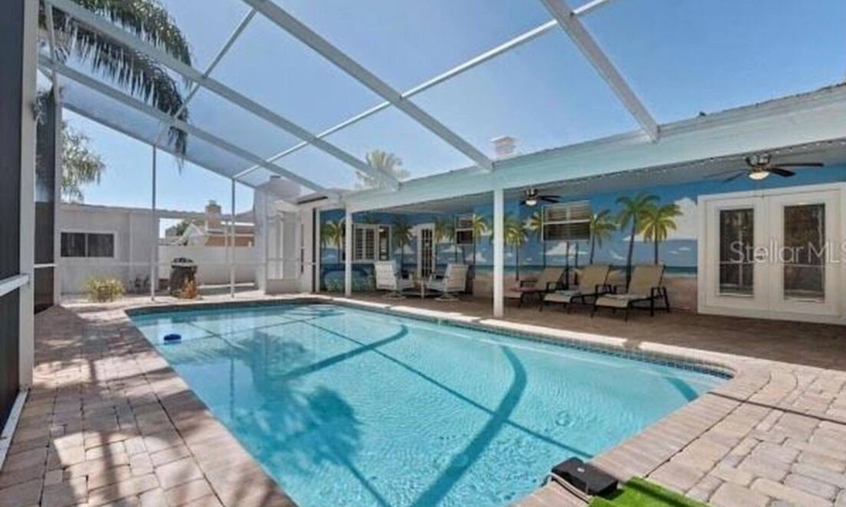 Largo House | Tropical Oasis with Private Pool & Modern Comforts – Minutes to Beach!
