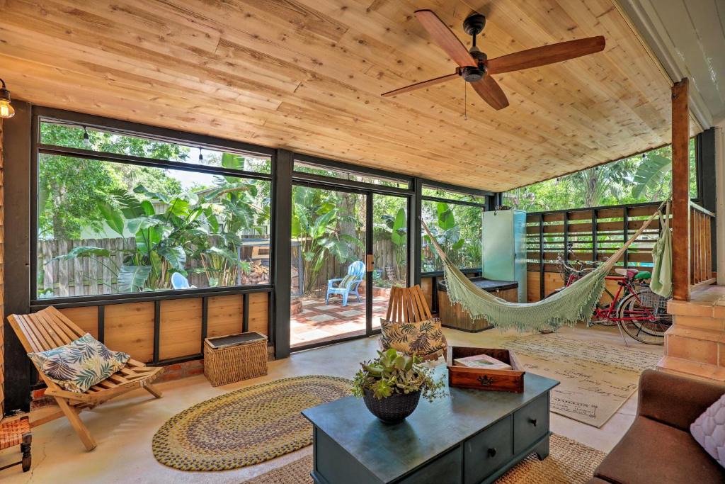 Lighthouse Park Apartment | Tropical St Augustine Studio Near Town and Beach!