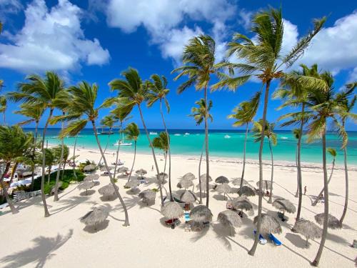 Bavaro Hotel | Tropical Suites Studios Hotel - Beach Club, Spa, Restaurants - playa Los Corales