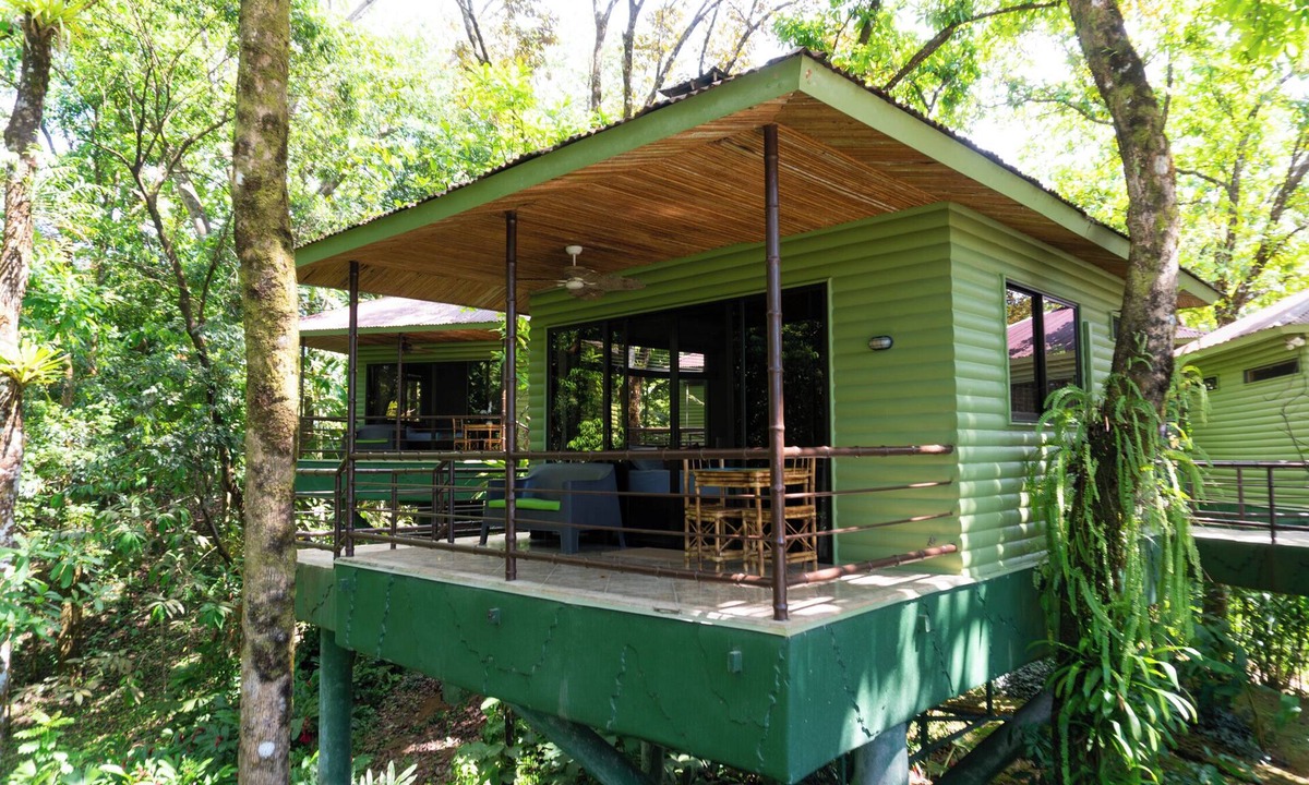 Ojochal Villa | Tropical Treehouse Villa Retreat with jungle views!
