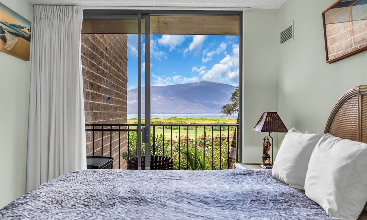 Kihei Condo | Tropical View Beachfront Condo