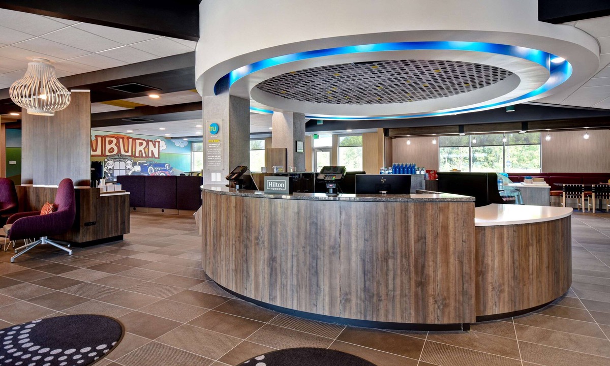 Auburn Hotel | Tru by Hilton Auburn