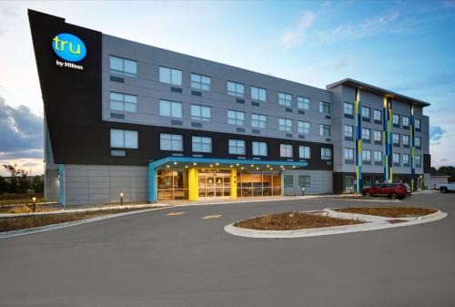 Frenchtown Township Hotel | Tru By Hilton Monroe, MI