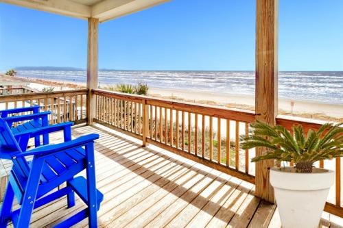 Bermuda Beach House | True Beachfront 500 5 Star Reviews Stocked &