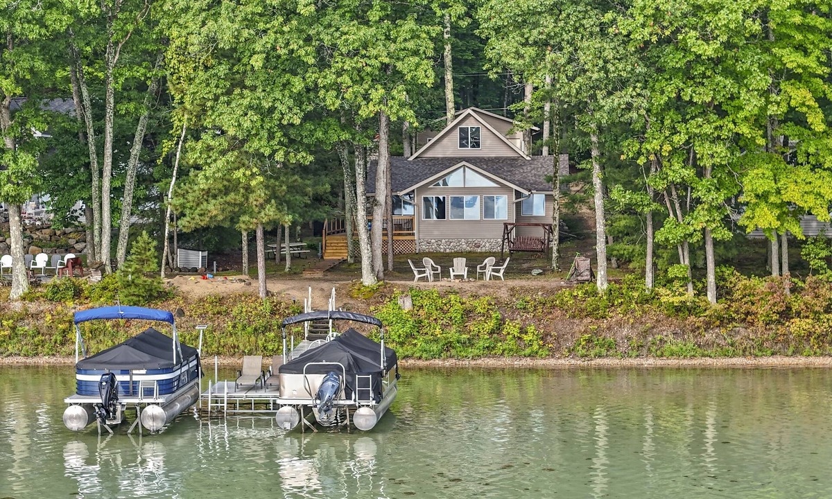 Higgins Lake House | True Higgins Lakefront | Dock & Sunrises