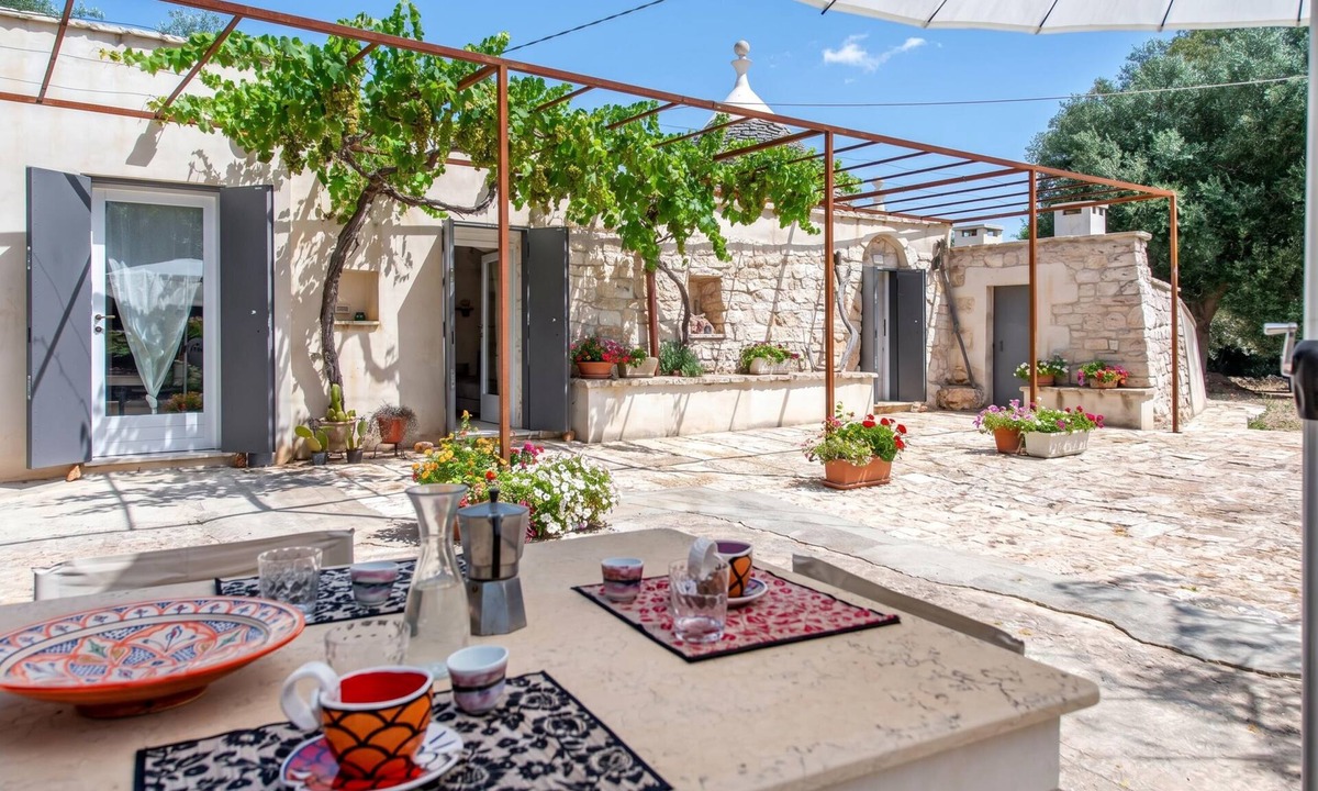 Ceglie Messapica Villa | Trullo Fedele Grande125, Ceglie Messapica, Italy