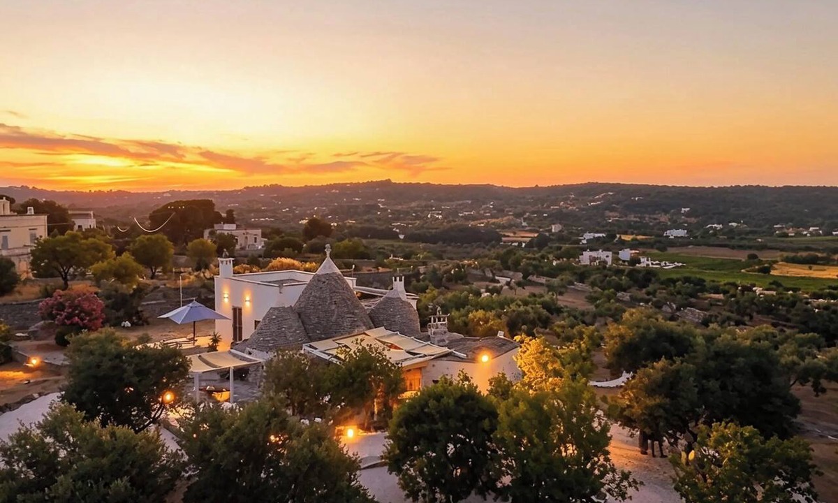 Ostuni House | Trullo Happy Sunrise