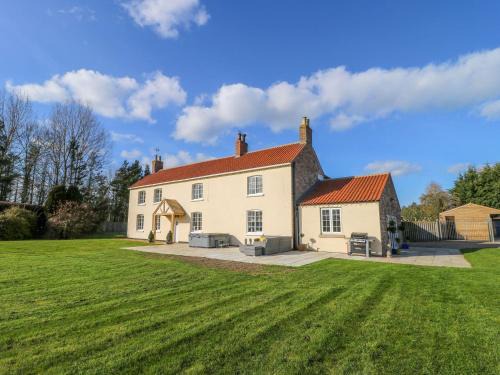 Scawton House | Tuft House