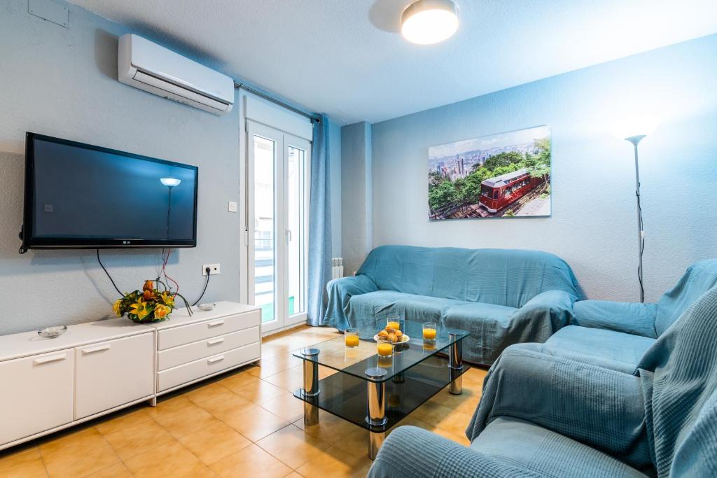 Figares Apartment | tuGuest Manuel de Falla Apartment