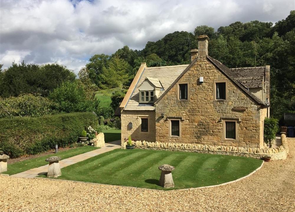 Buckland House | Tumbledown