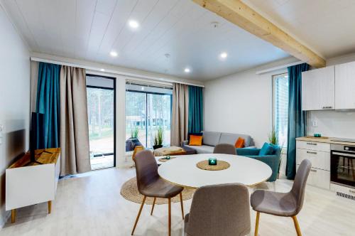 Kalajoki Apartment | Tuomenkartano B 9 Central location Wifi, Sauna, Terrace